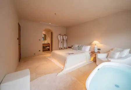 Zhenyuan Jijian Villa Private Hot Spring B&B Отели рядом с достопримечательностью «Zhusheng Bridge»