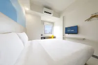 Hop Inn Hotel Iloilo Hotels near University of San Agustin Extension Campus Chapel