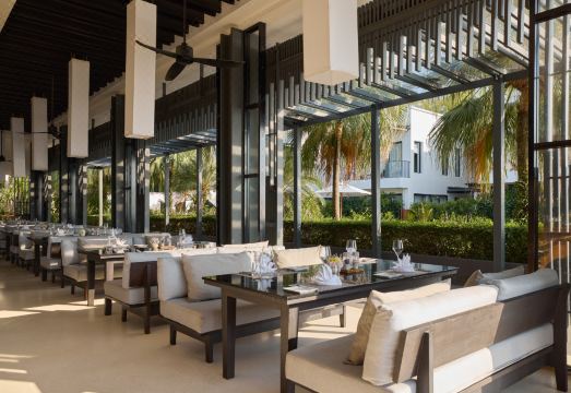 1. 더 칠 리조트 ..