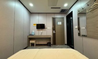 Linjing Jiayuan Hotel