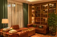 JAMESJOYCE COFFETEL Hotels in Lhoka