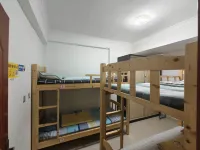 Chuyu Youth Buluo Inn (Shenzhen North Station Branch)