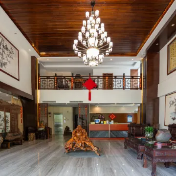 Lan Ting Yard Hotel (Guilin West Railway Station)