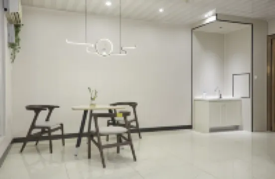 Yiyue Apartment (Hangzhou Bay Century City)