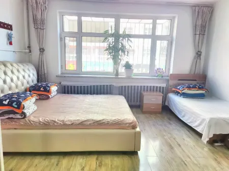 Manzhouli Small Family Hotel Отели рядом с достопримечательностью «Manchuria Boundary Gate»