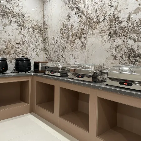 Bahrain Youqi Victory Business Hotel