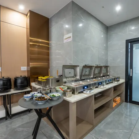 Fengxin Yueyi Lifeng Hotel