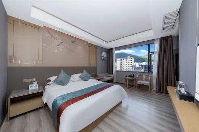 Pingle Rongfu Hotel