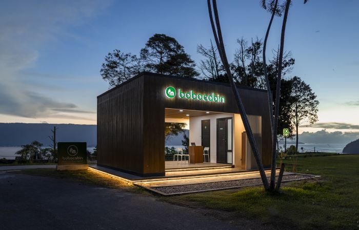 Bobocabin Patra Parapat, Toba