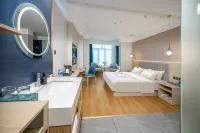 Xinlv Yige Hotel (Kuitun Dimao Hot Island Paradise Branch) - pet friendly