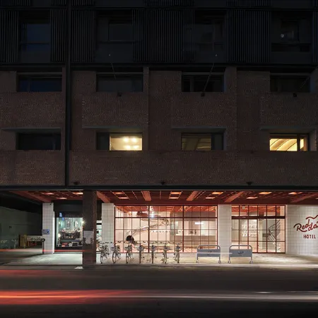 RedDot Hotel