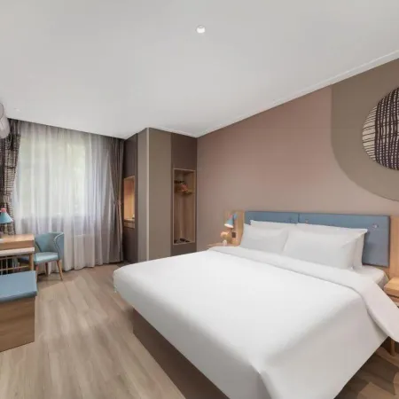 Home Inn Tongchuan New Area Municipal Government Sizheng Street Branch