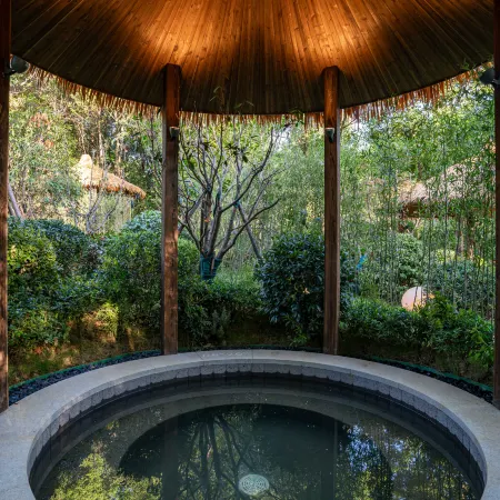 Q Collection Hotel & Resort