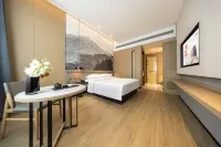 Jinyi  Hotel (Baotou East Railway Station )