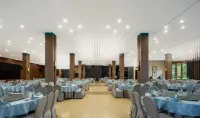 Xinhua Haiyi Qushangyuan Hotel