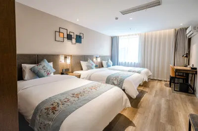 Homeinn SuBoYun Hotel Gaoyou Tonghu Road World Trade Plaza Store Hotel dekat Gaoyou Gymnasium