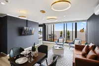 Soho Hotel Auckland - Balcony