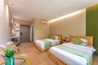 Zhuji Qingqingcao Homestay