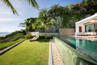 Solaris 3-Bedroom Beachfront Villa in Koh Samui 차웽노이 비치 호텔