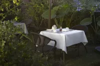 邛崍喜瑞達·湖畔飯店