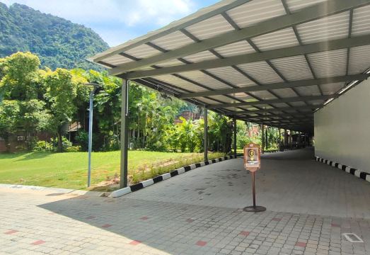 고친 탐분 포멜로 농장