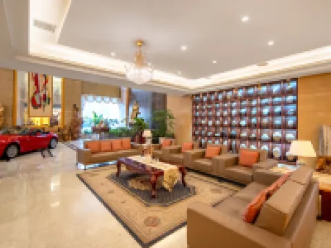 Pudong Holiday Hotel Hoteles en Ciudad de Aksu