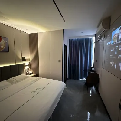 廣州偶寓Hotel（廣州柯木塱地鐵站店） 鄰近科慕朗的酒店