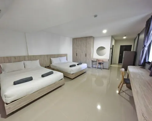 All day hostel @ BTS Bang Chak Hotels near Phra Khanong