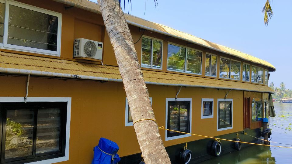 Vinayak House Boats