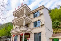 Re-huilou·Xiandu Meisu (Luci Village Resort) Hotels near Diaoyu Islands Cruise