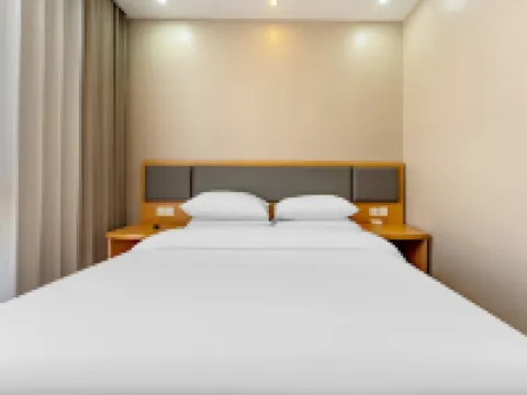 Paibaiyun Hotel (Siyang High-speed Railway Station) Hotels in Siyang
