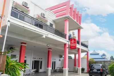 Hotel O Prasetya Near Ciplaz Lampung (RAMAYANA) Các khách sạn gần Sân bay Radin Inten II