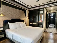 Hotel du Monde Classic Hotel a Ba Dinh Square/Giang Vo Convention Center