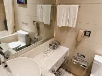 Wuqi International Hotel Hotel di Wuqi