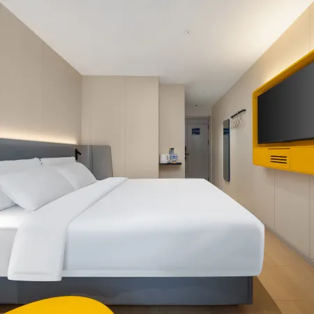 7Days Inn Chain Hotel (Beijing Wukesong 301 PLA General Hospital) Отели рядом с достопримечательностью «Станция метро Wukesong»