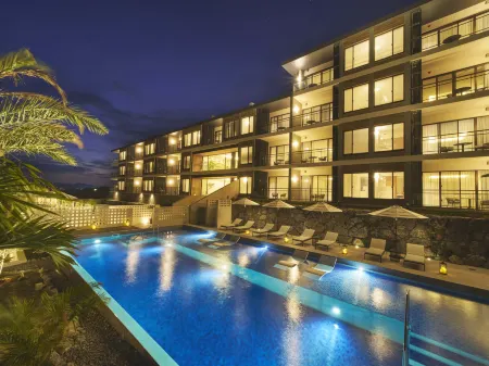 BATON SUITE OKINAWA KOURI Island