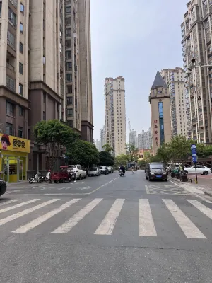 Bugu Bird Hostel (Nanchang West Station North Square) Hotels in 