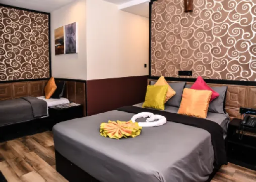 蜂巢飯店 Tsunami Monument附近的飯店