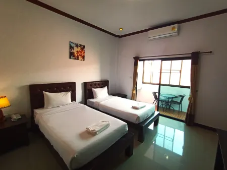 Be One Boutique Resort Отели рядом с достопримечательностью «Mea Fah Luang University»