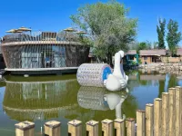 Tekes Swan Inn (Bagua City Center Taiji Altar) - Pet friendly