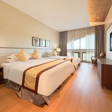 Longhu Inn
