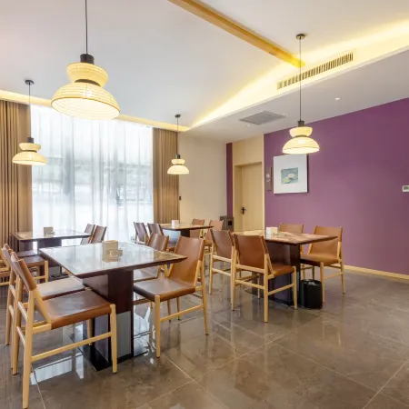 Shuilian Dream Hotel (Linzhou Taihang Grand Canyon Shibanyan Town)