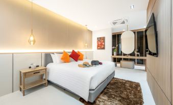 White Anda Luxury 3-Bedroom Villa with Private Pool in Rawai