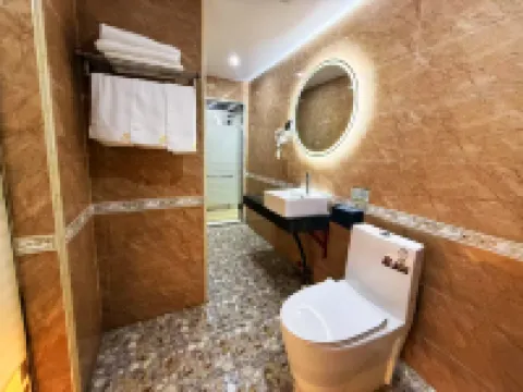 Cenxi Ideal Hotel (Tan Hua Bus Station Branch) Hotels in Cenxi