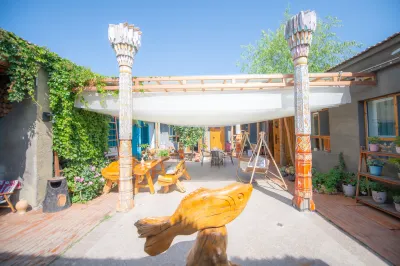 Houshe Homestay (Tekes Bagua City Lijie)