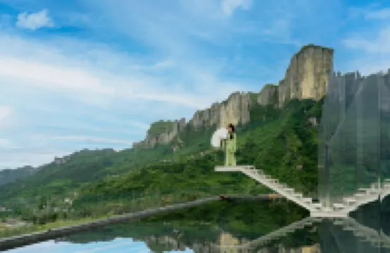 悅己·WaterfallScenery瀑景親子度假雲墅（恩施大峽谷店）