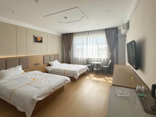Wangkelong Business Hotel - parking
