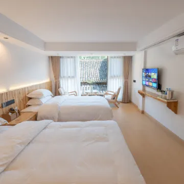 Yuegulou Boutique Stay (Zhaoxing Dong Village)