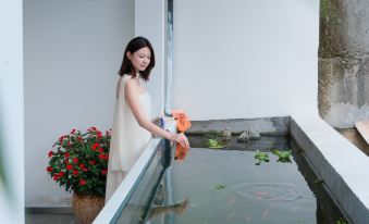 Anji Mountain Villa Retreat A Designer Hideaway with Private Hot Spring