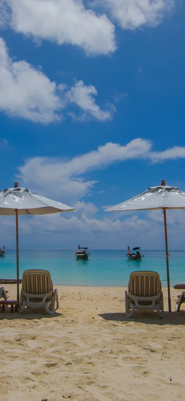 รูปภาพของชารีน่า บีชไซด์